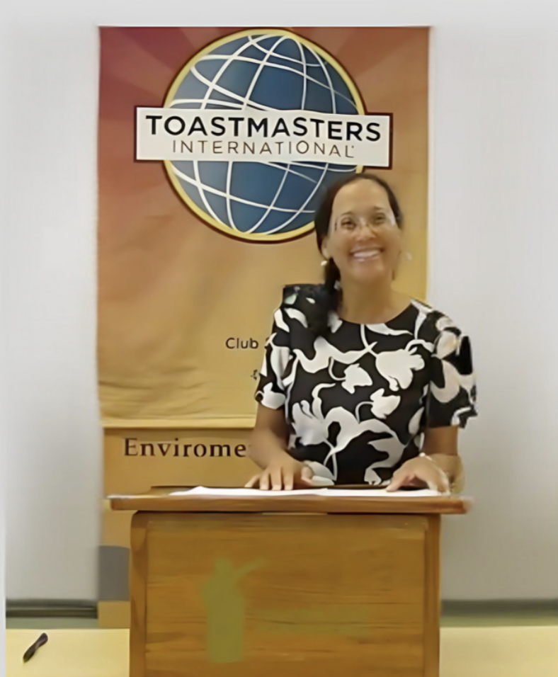Yvette Colón, OD Speaking at an event